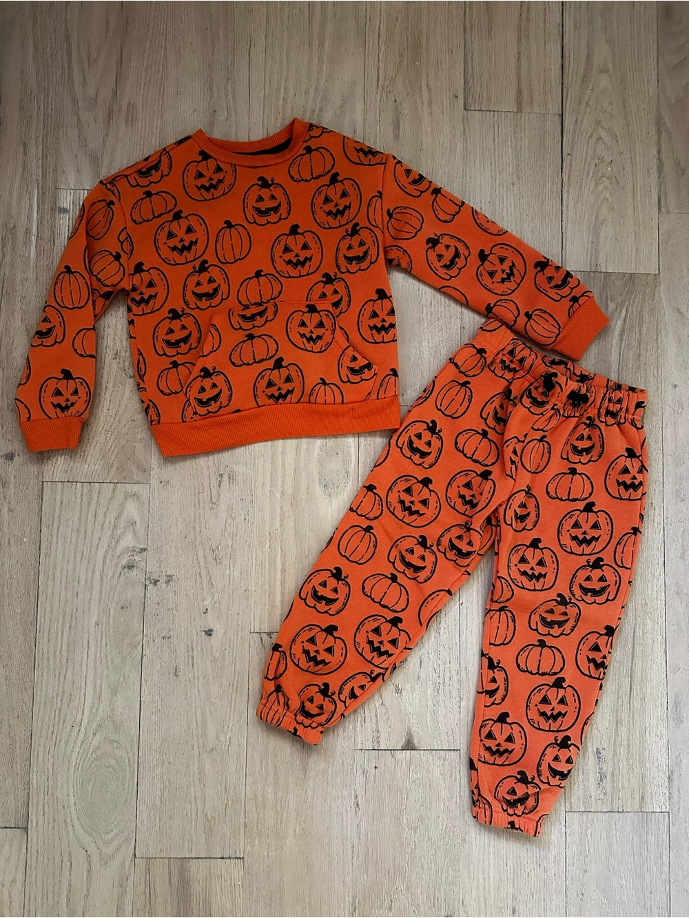 Boys Halloween matching set 4T